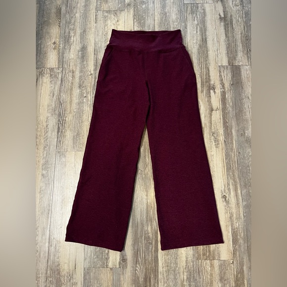 Beyond Yoga Spacedye Laid Back Wide Leg High Rise Pants 28" Burgundy Size Small - Picture 2 of 11